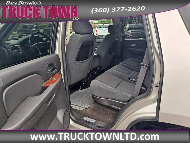 used 2009 GMC Yukon car, priced at $14,999