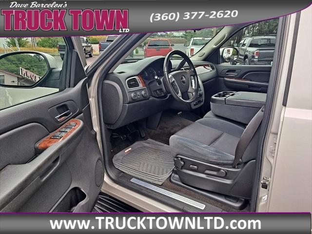 used 2009 GMC Yukon car, priced at $14,999