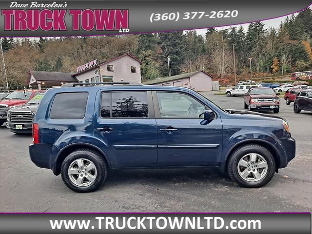 used 2011 Honda Pilot car, priced at $16,999