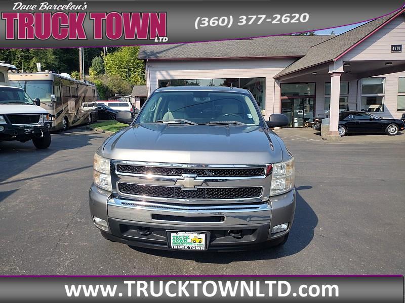 used 2009 Chevrolet Silverado 1500 car, priced at $18,999