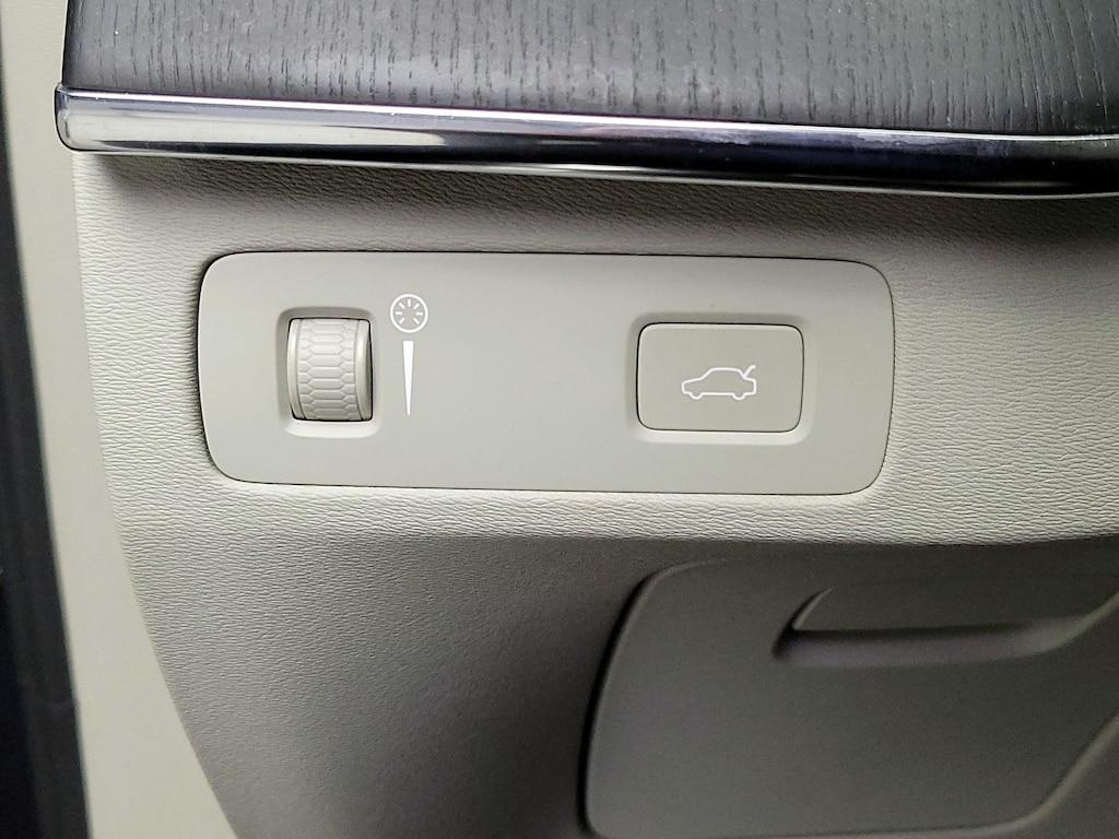 used 2020 Volvo XC90 car, priced at $32,998