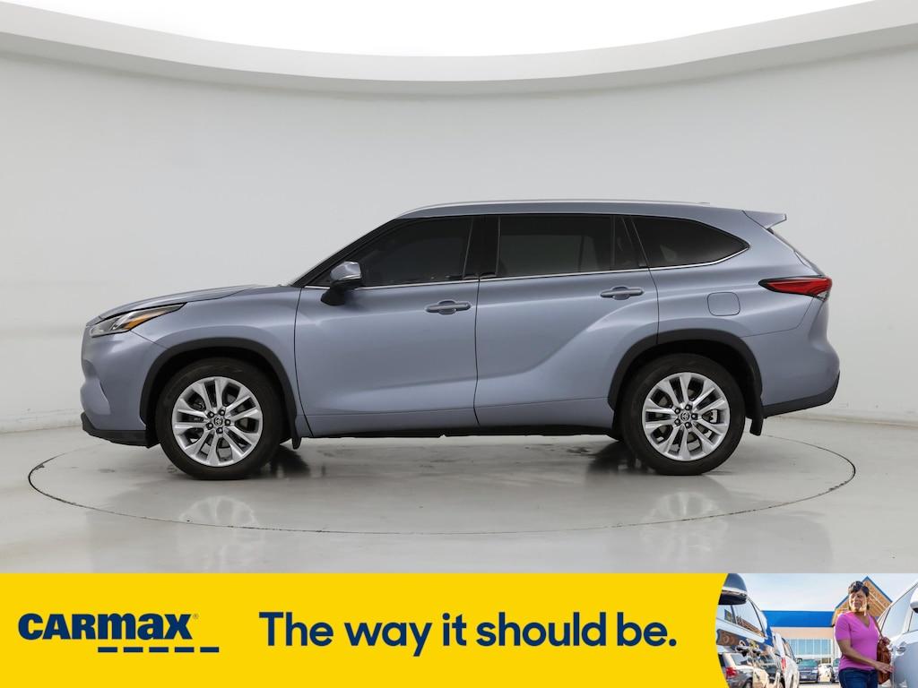 used 2021 Toyota Highlander car, priced at $29,998
