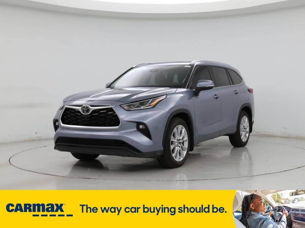 used 2021 Toyota Highlander car, priced at $29,998