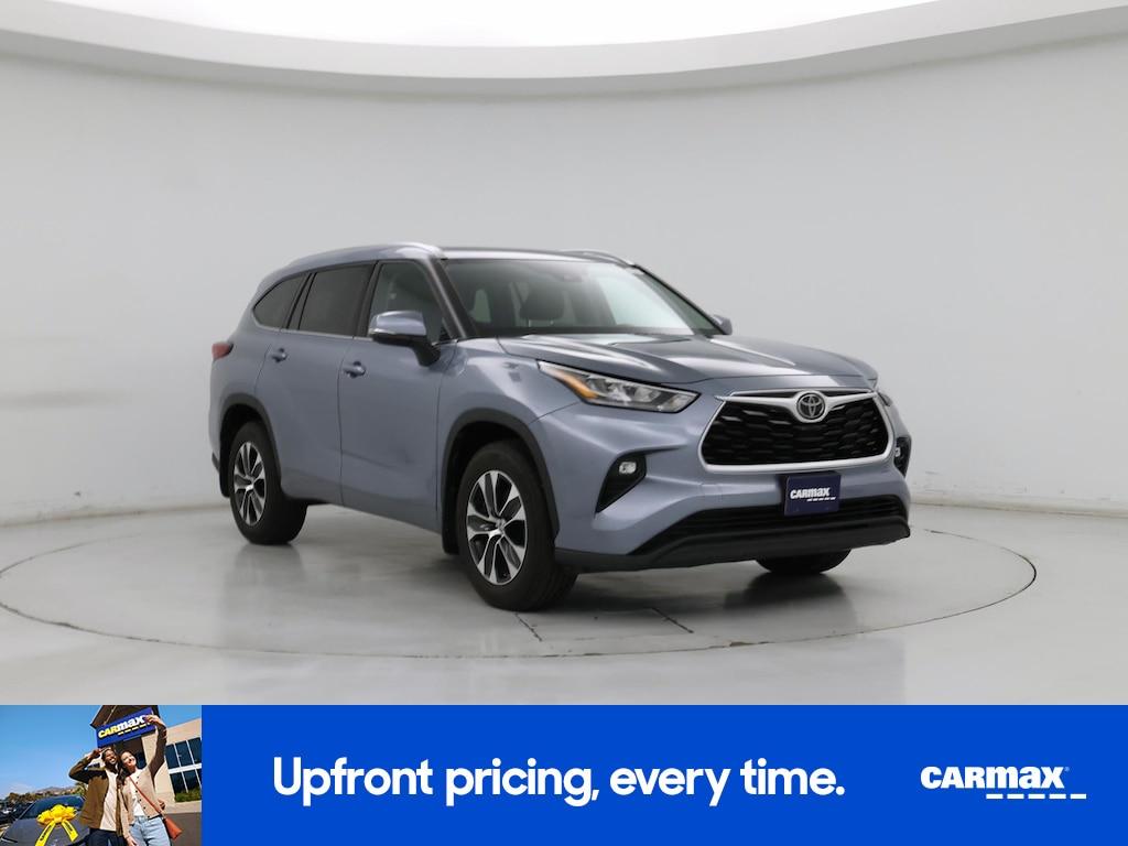 used 2020 Toyota Highlander car, priced at $32,998