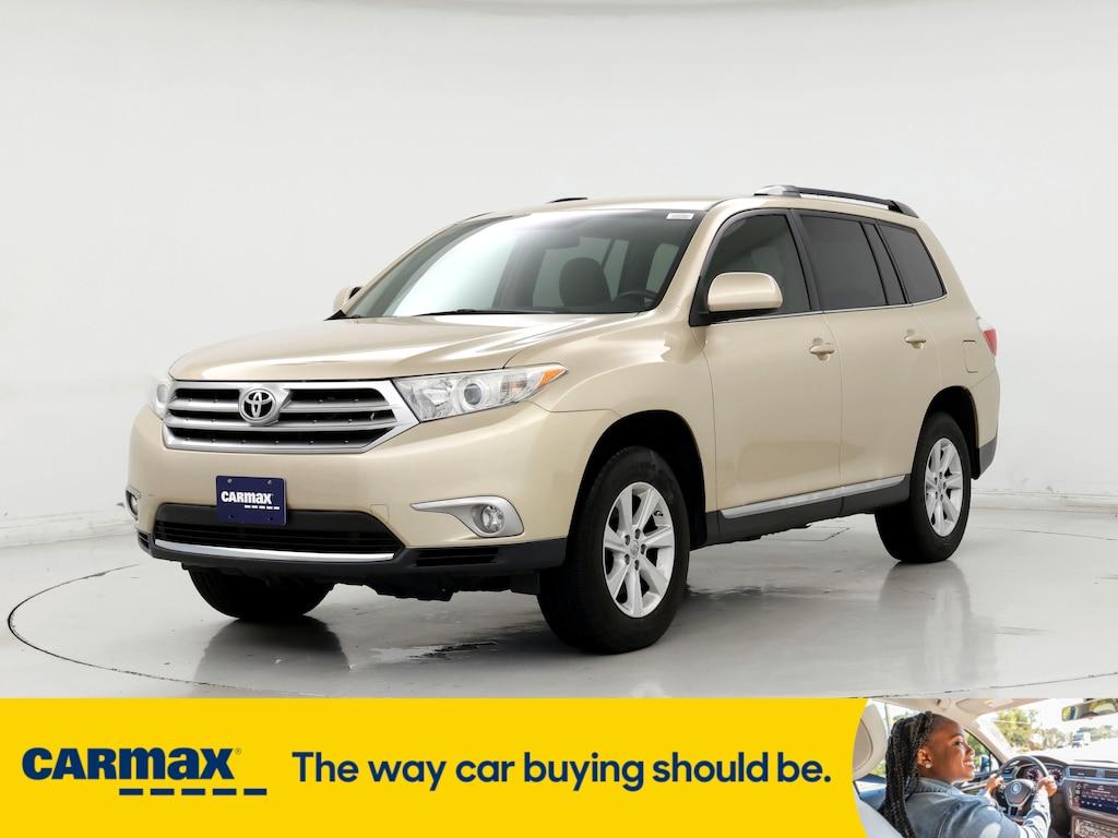 used 2013 Toyota Highlander car, priced at $16,998