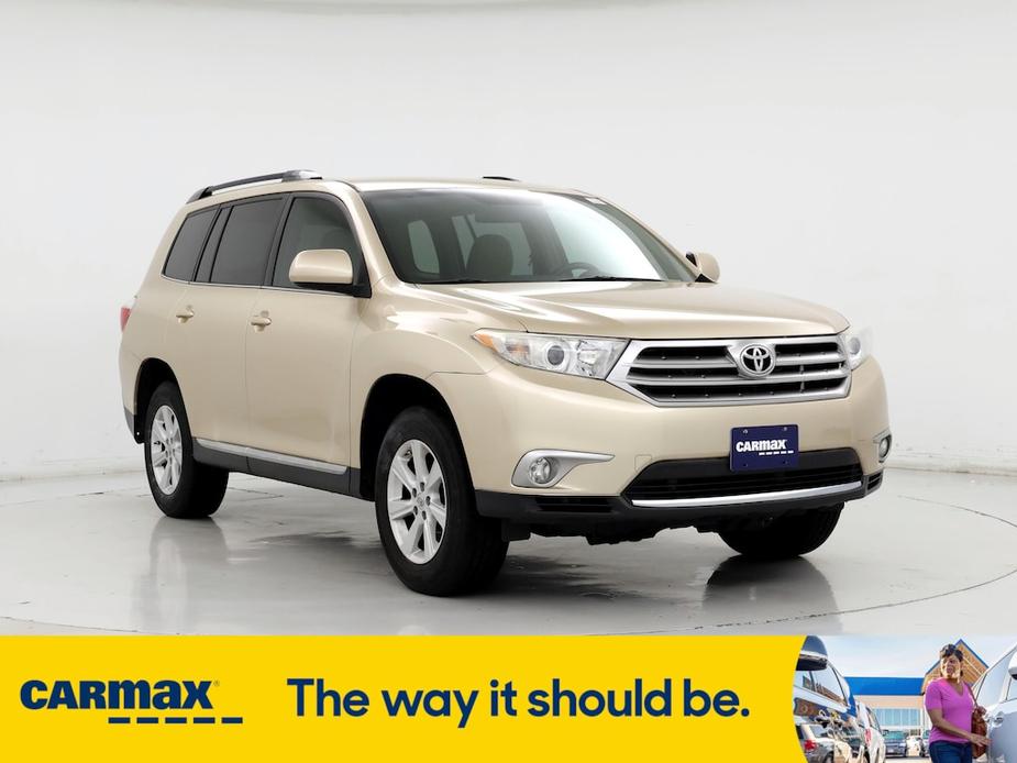 used 2013 Toyota Highlander car, priced at $16,998