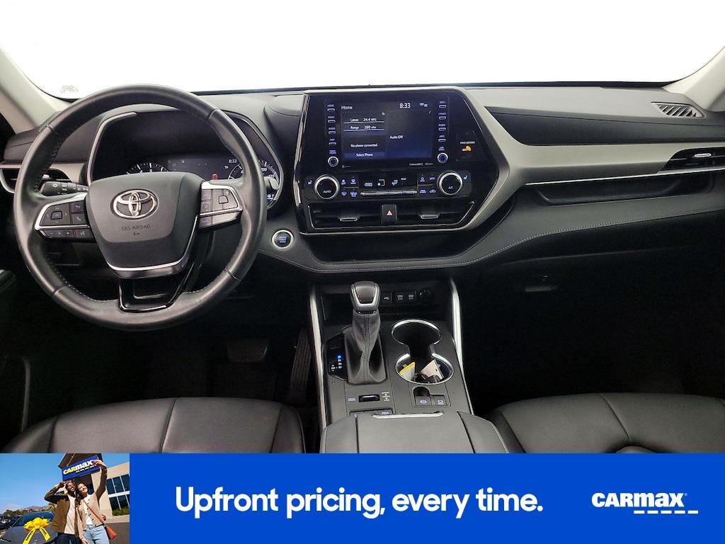 used 2021 Toyota Highlander car, priced at $28,998