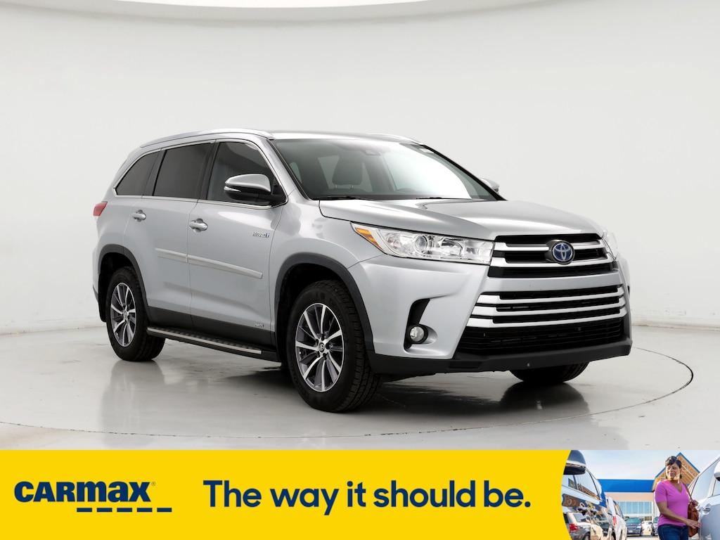 used 2019 Toyota Highlander Hybrid car, priced at $34,998