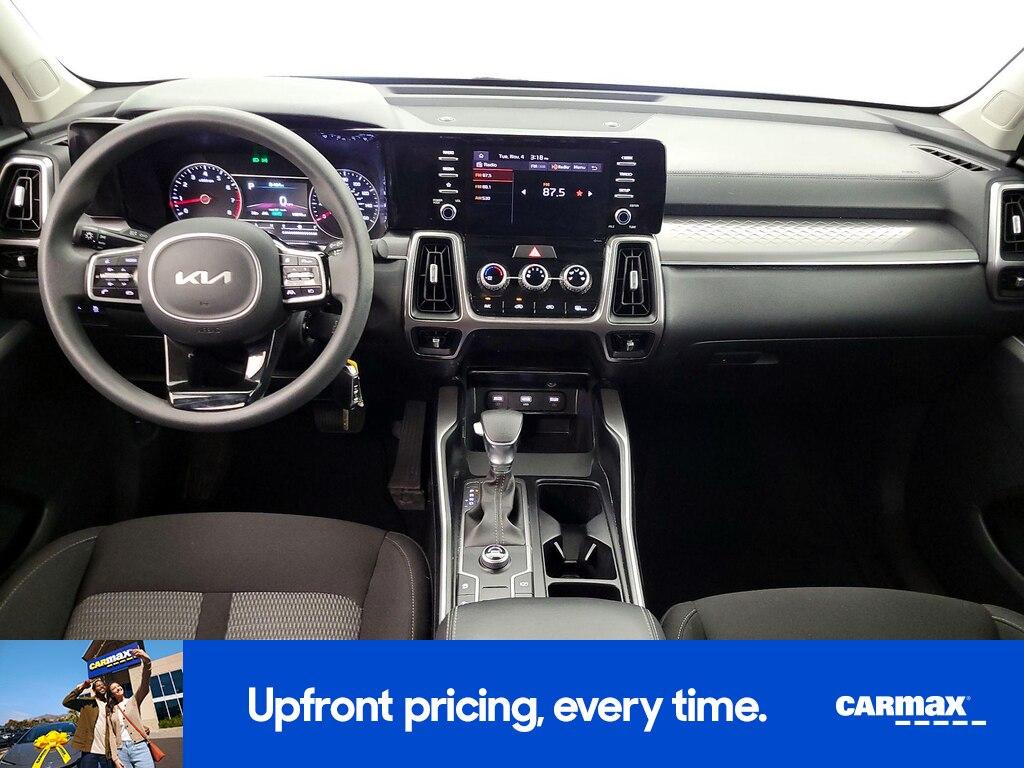 used 2023 Kia Sorento car, priced at $25,998