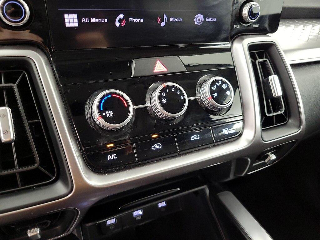 used 2023 Kia Sorento car, priced at $25,998