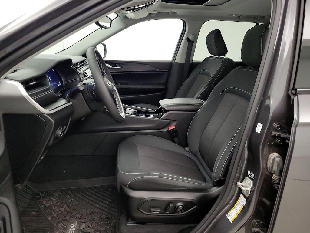 used 2023 Jeep Grand Cherokee car, priced at $29,998