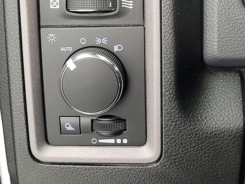 used 2020 Ram 1500 Classic car, priced at $20,998