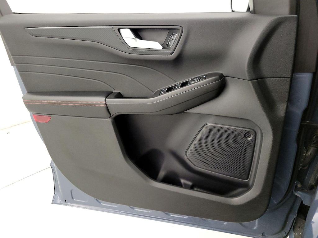 used 2023 Ford Escape car, priced at $25,998