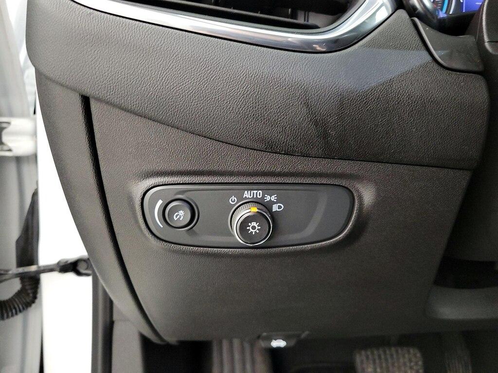 used 2022 Chevrolet Equinox car, priced at $20,998