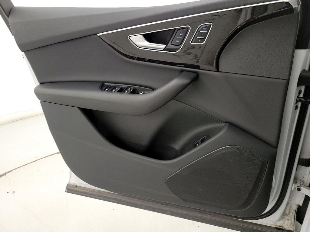 used 2021 Audi Q7 car, priced at $34,998