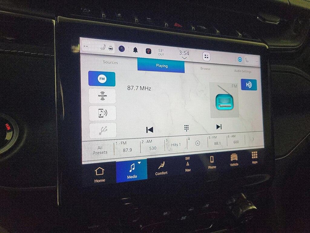 used 2022 Jeep Grand Cherokee car, priced at $35,998