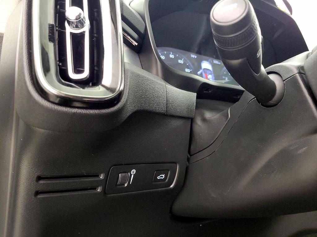 used 2022 Volvo XC40 car, priced at $24,998