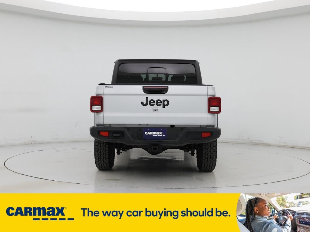used 2023 Jeep Gladiator car, priced at $27,998