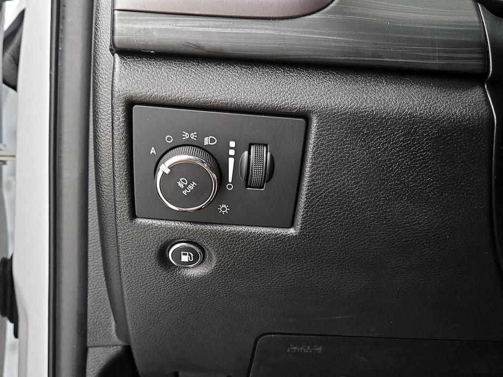 used 2021 Jeep Grand Cherokee car, priced at $23,998