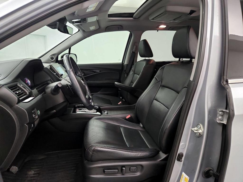 used 2019 Honda Pilot car, priced at $31,998