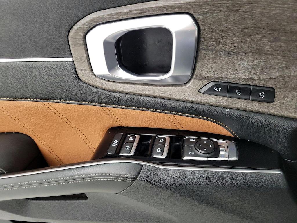 used 2022 Kia Sorento car, priced at $31,998