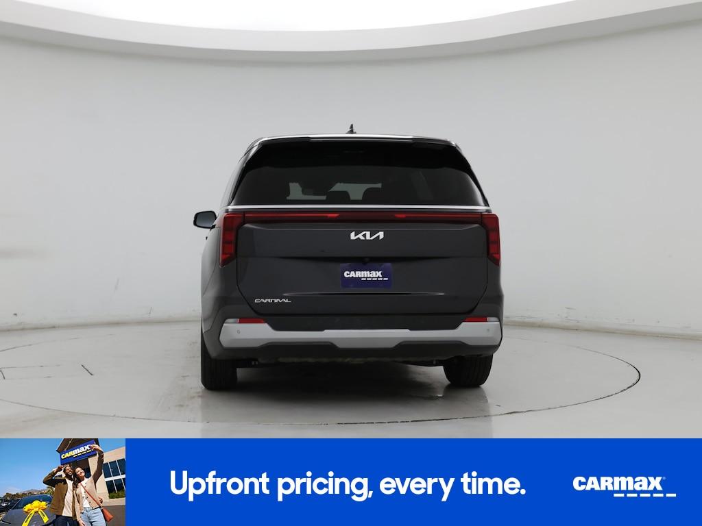 used 2025 Kia Carnival car, priced at $38,998