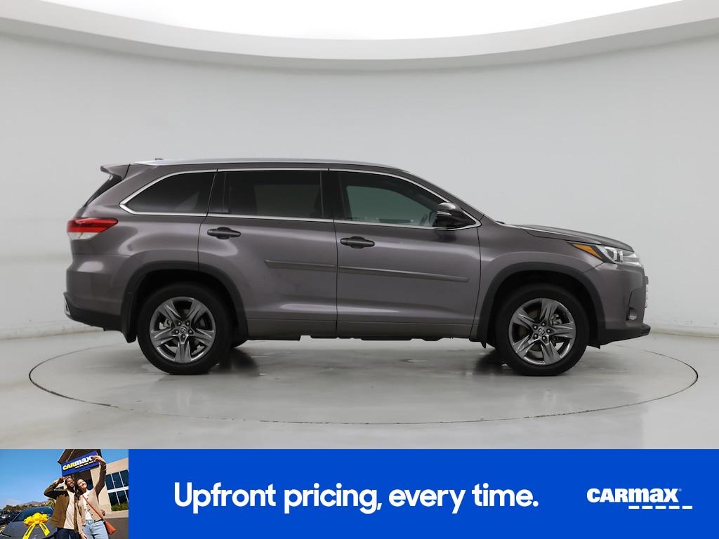 used 2019 Toyota Highlander car, priced at $27,998