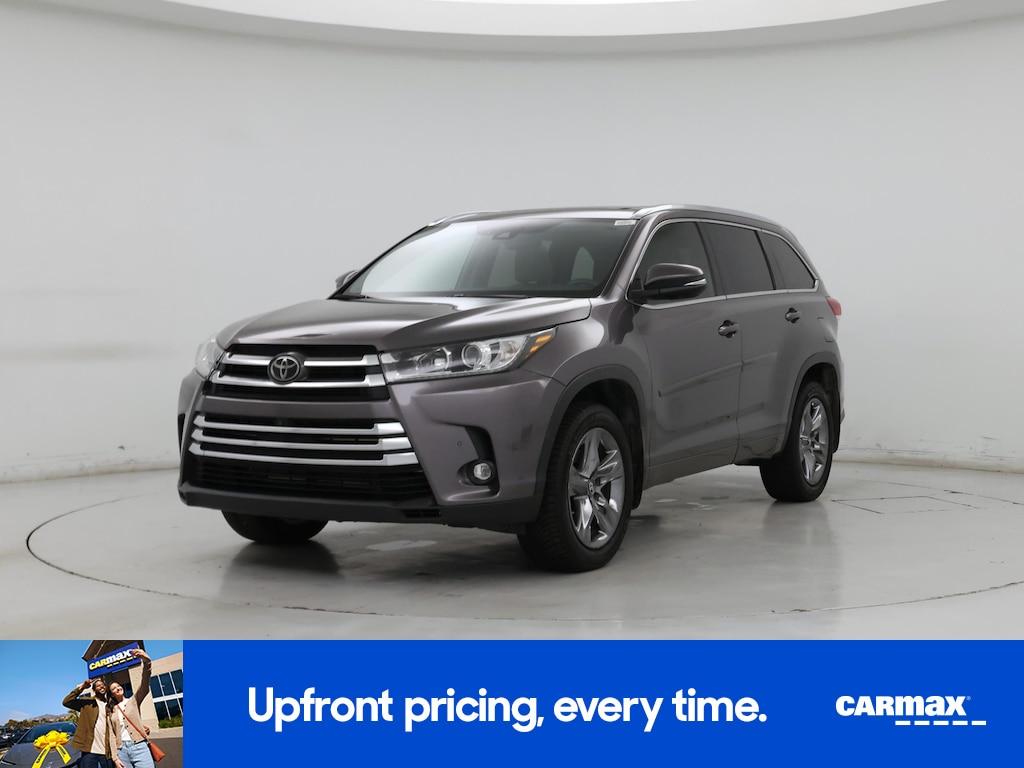 used 2019 Toyota Highlander car, priced at $27,998