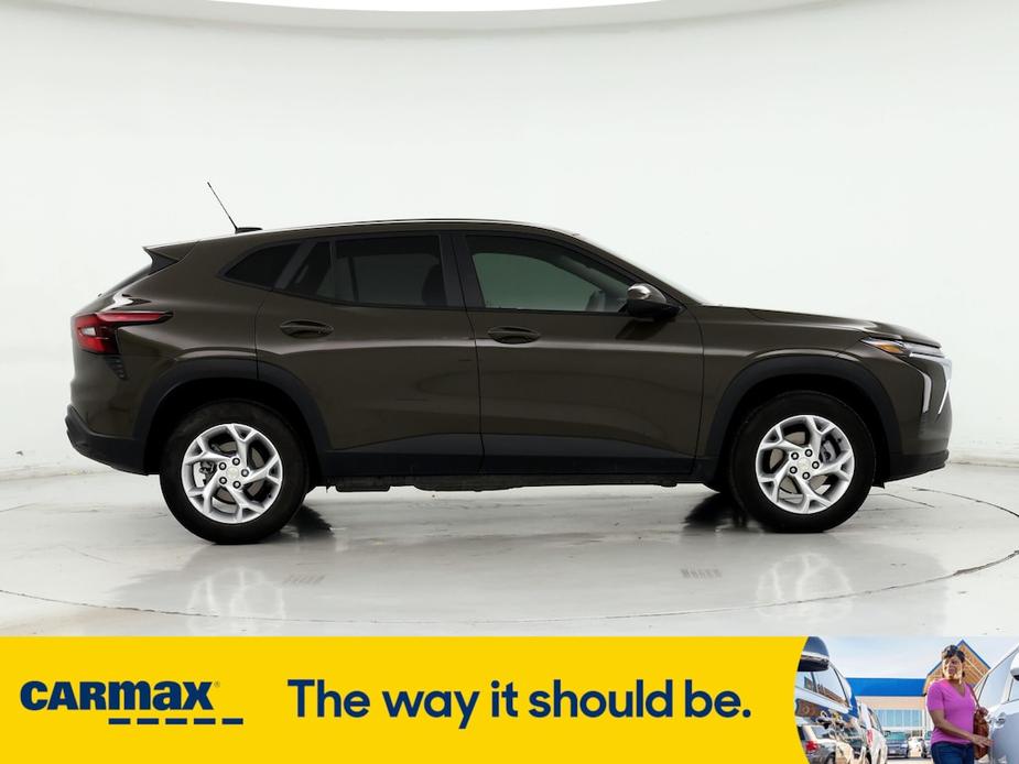 used 2024 Chevrolet Trax car, priced at $23,998