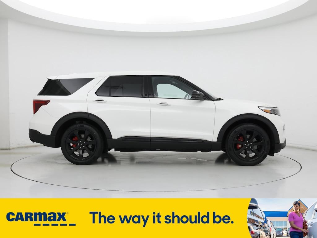 used 2022 Ford Explorer car, priced at $39,998