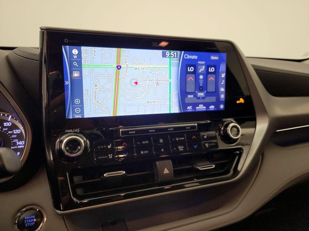 used 2022 Toyota Highlander car, priced at $44,998