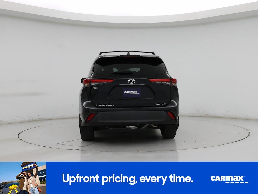 used 2022 Toyota Highlander car, priced at $35,998