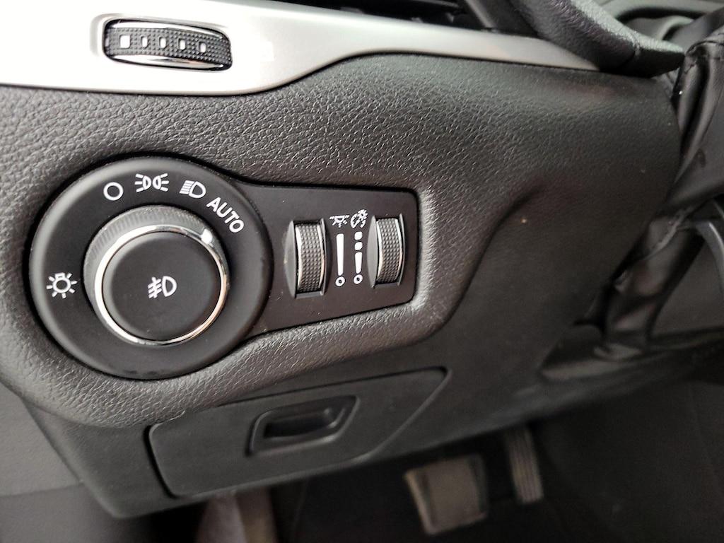 used 2015 Jeep Cherokee car, priced at $14,599