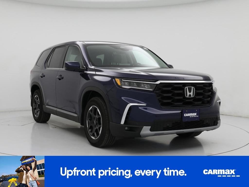 used 2025 Honda Pilot car, priced at $43,998