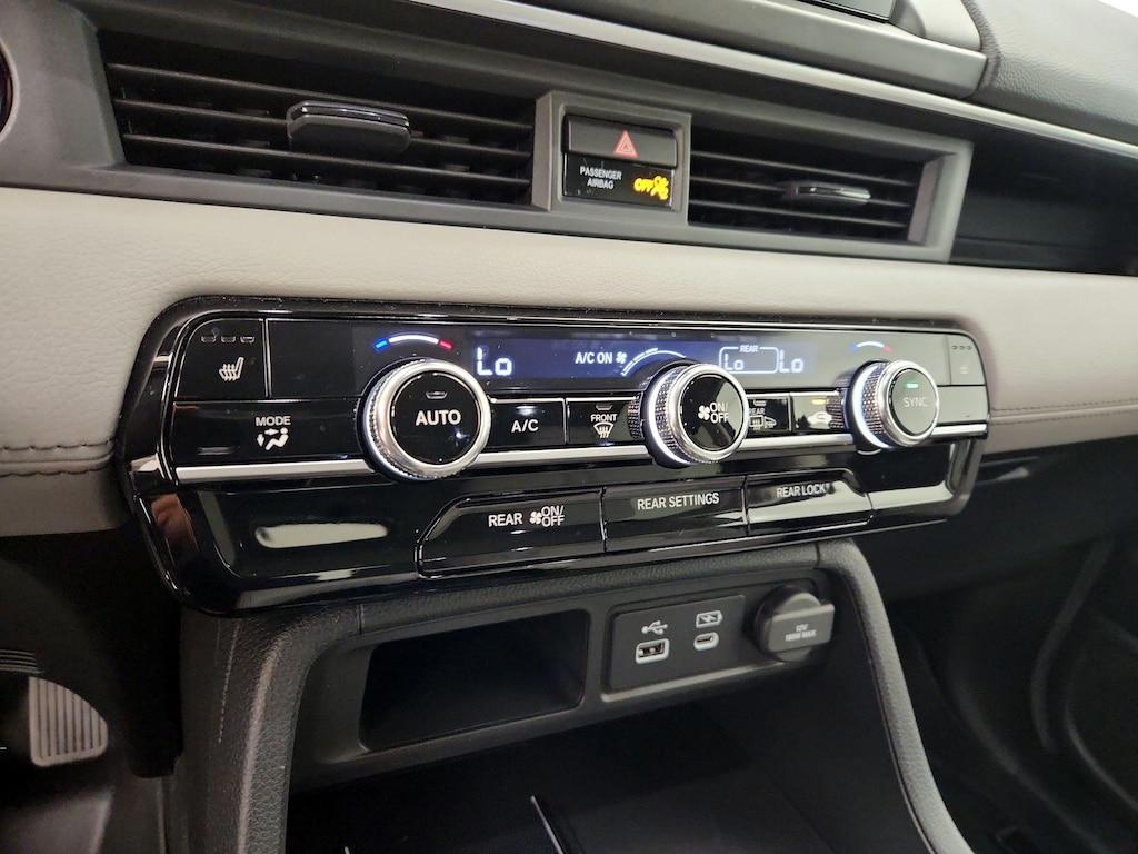 used 2025 Honda Pilot car, priced at $43,998