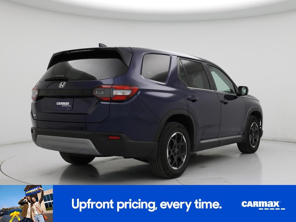 used 2025 Honda Pilot car, priced at $43,998
