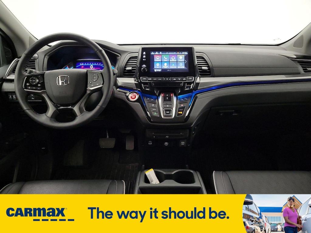 used 2024 Honda Odyssey car, priced at $44,998