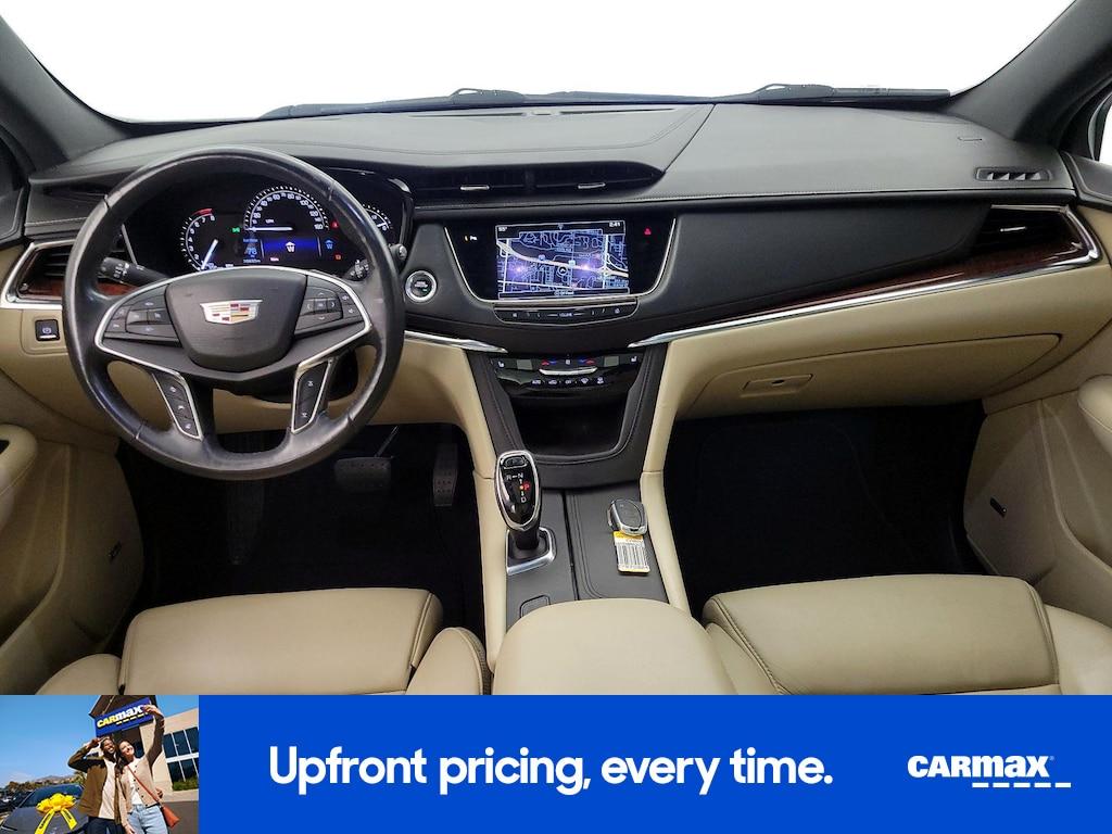 used 2017 Cadillac XT5 car, priced at $20,998