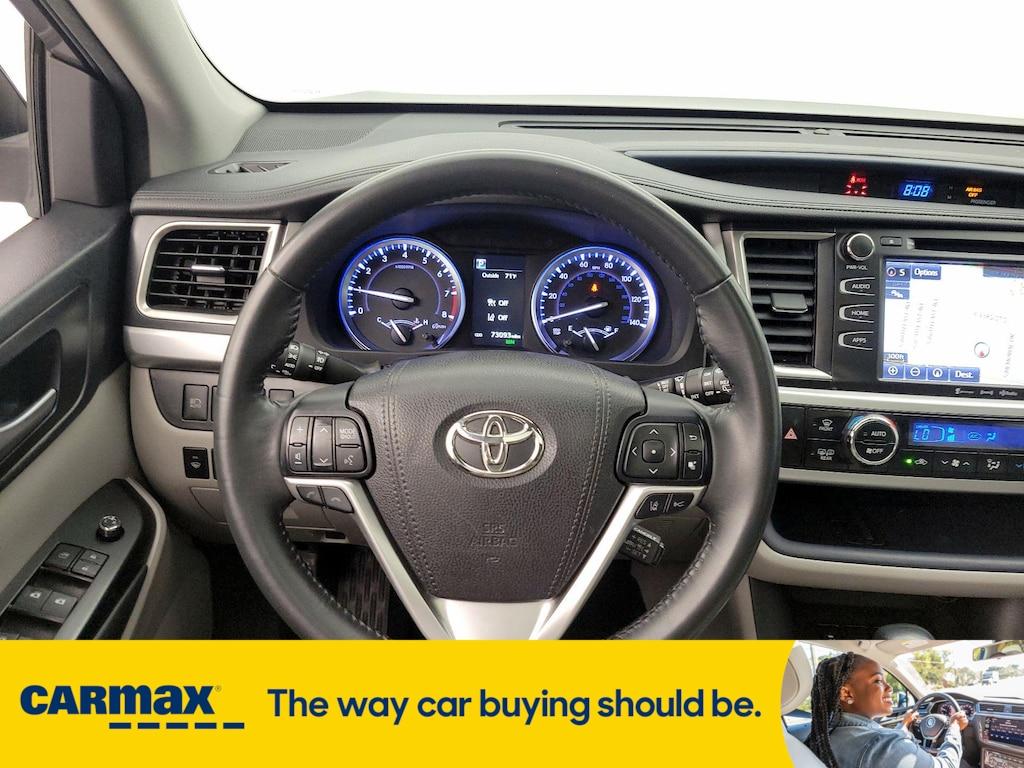 used 2018 Toyota Highlander car, priced at $27,998