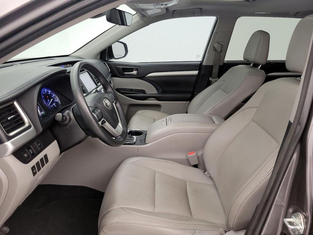 used 2018 Toyota Highlander car, priced at $27,998