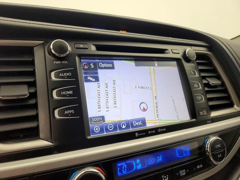 used 2018 Toyota Highlander car, priced at $27,998