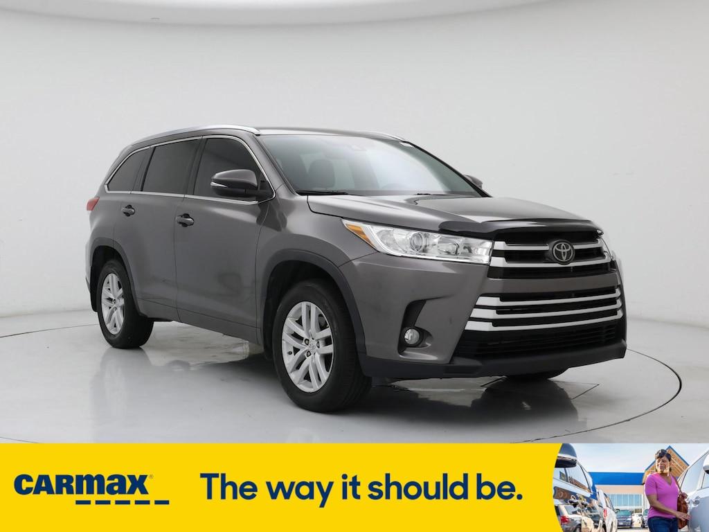 used 2018 Toyota Highlander car, priced at $27,998