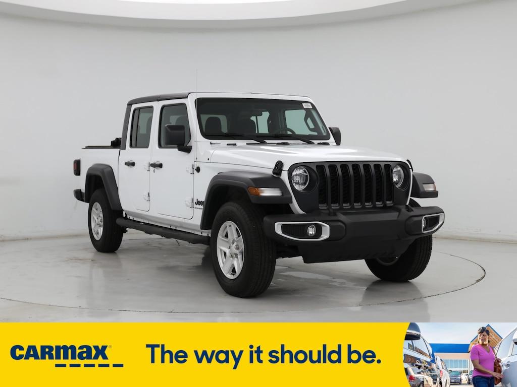 used 2023 Jeep Gladiator car, priced at $34,998