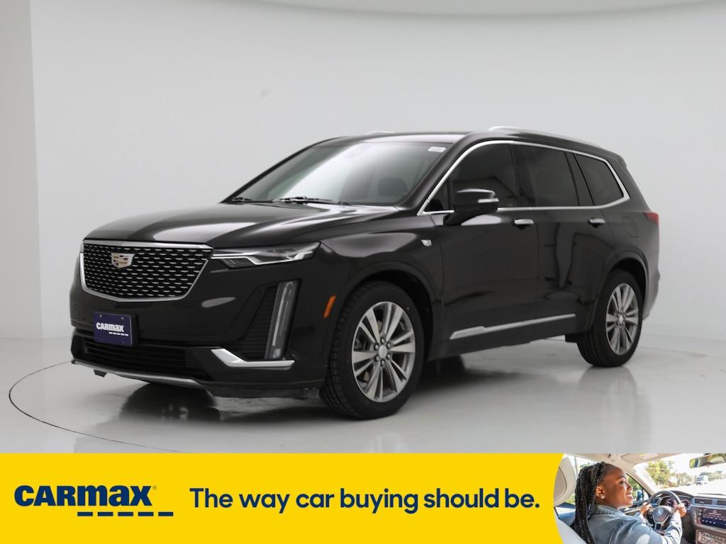used 2022 Cadillac XT6 car, priced at $31,998