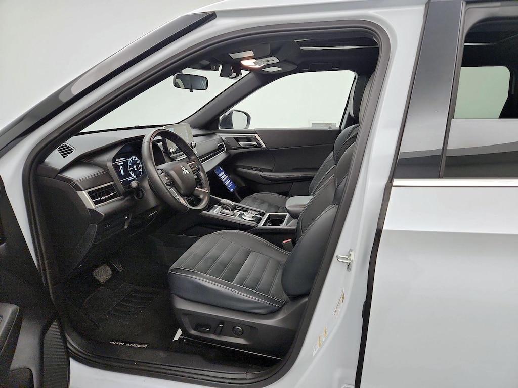 used 2024 Mitsubishi Outlander car, priced at $31,998