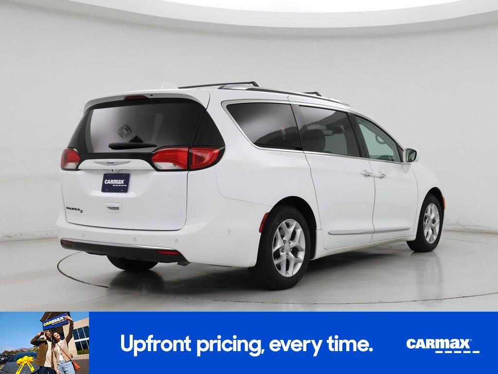 used 2018 Chrysler Pacifica car, priced at $27,998
