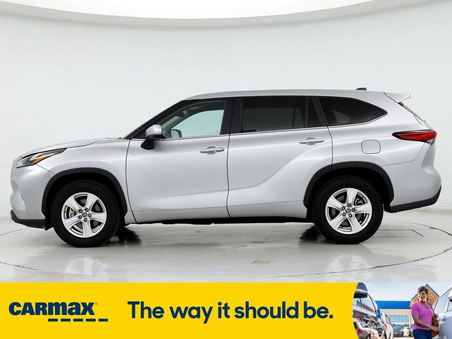 used 2023 Toyota Highlander car, priced at $33,998