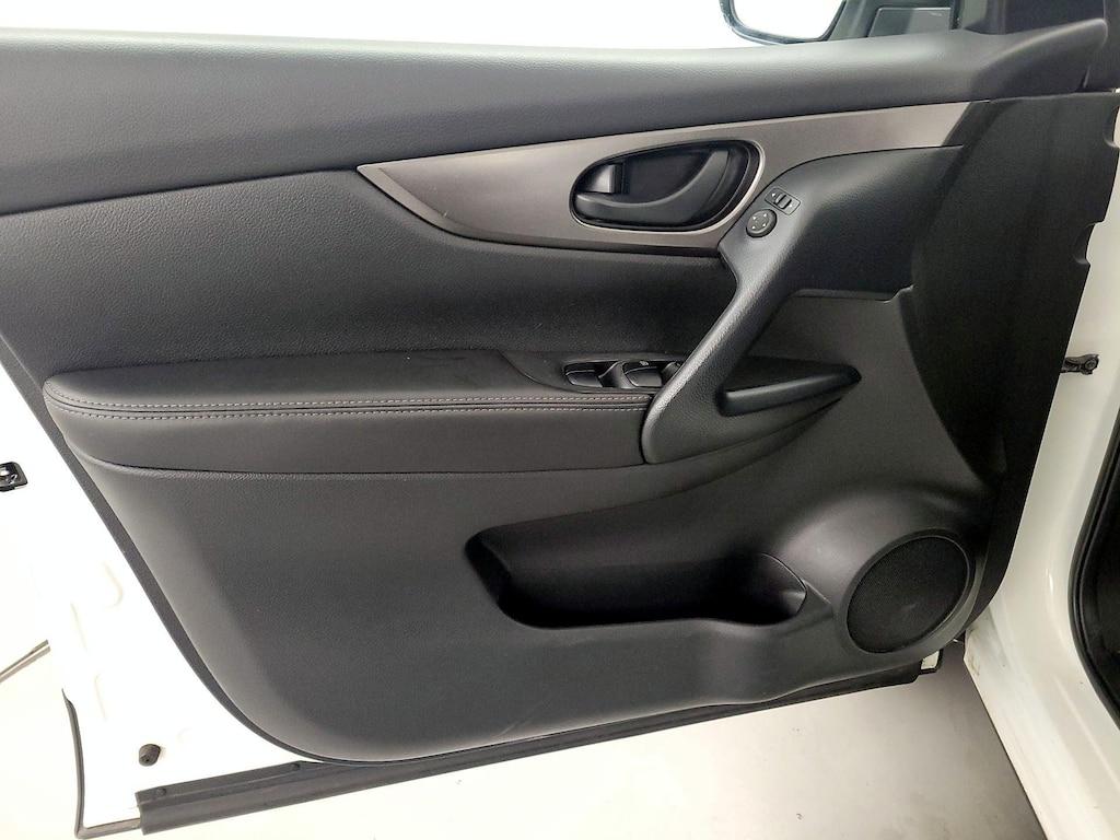 used 2022 Nissan Rogue Sport car, priced at $17,998