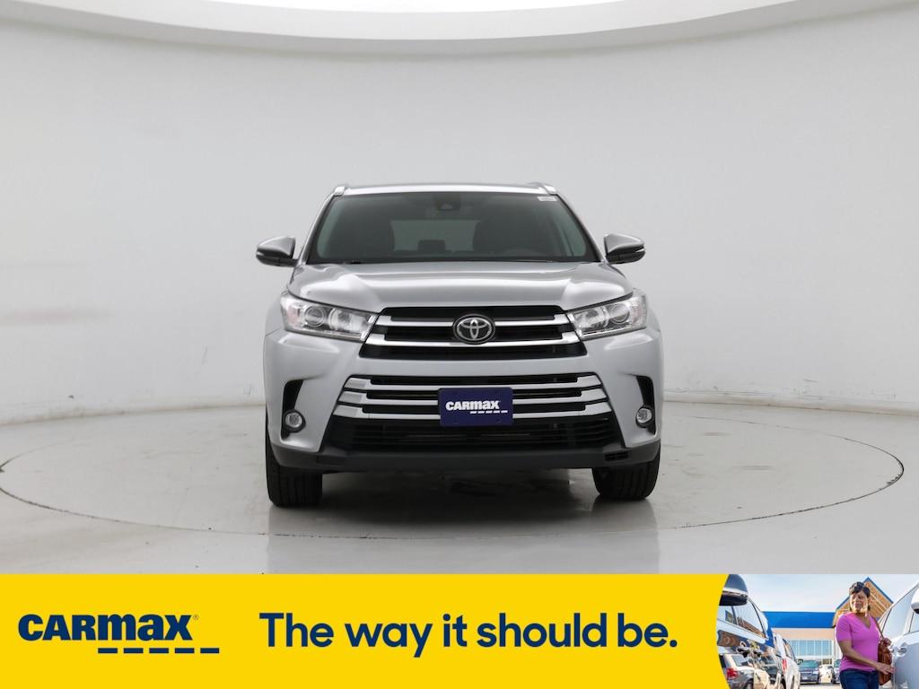 used 2019 Toyota Highlander car, priced at $24,998