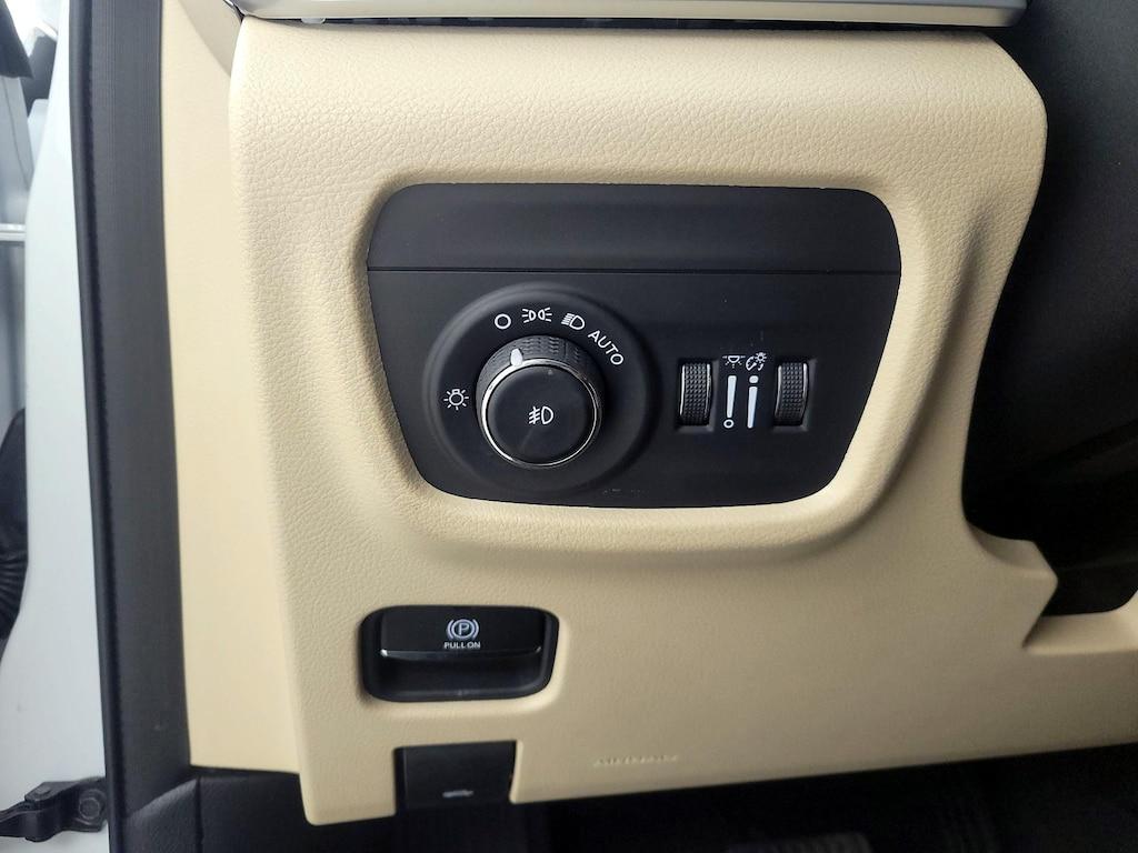 used 2021 Jeep Grand Cherokee L car, priced at $31,998